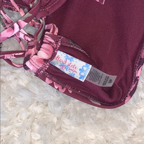 Altar'd State Barcelone Strappy Hi-Neck Bikini Top - Picture 6 of 6